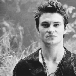 Shiloh Fernandez, I like your squint.