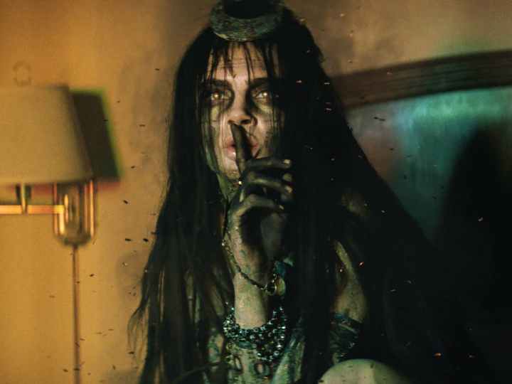 cara-delevigne-as-enchantress-in-suicide-squad